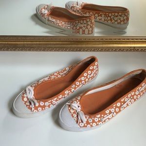 Lower East Side orange floral flats